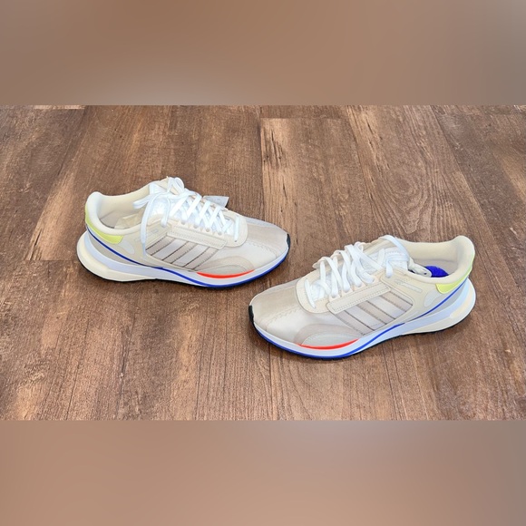 Adidas Valerance - Picture 3 of 8